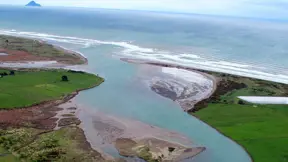 River mouth training in the Bay of Plenty