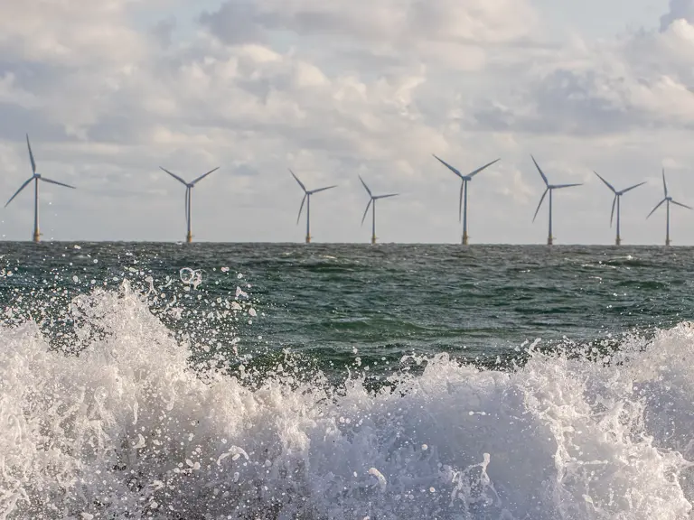 Speeding up offshore wind development: Wave simulation made fast, easy and accurate