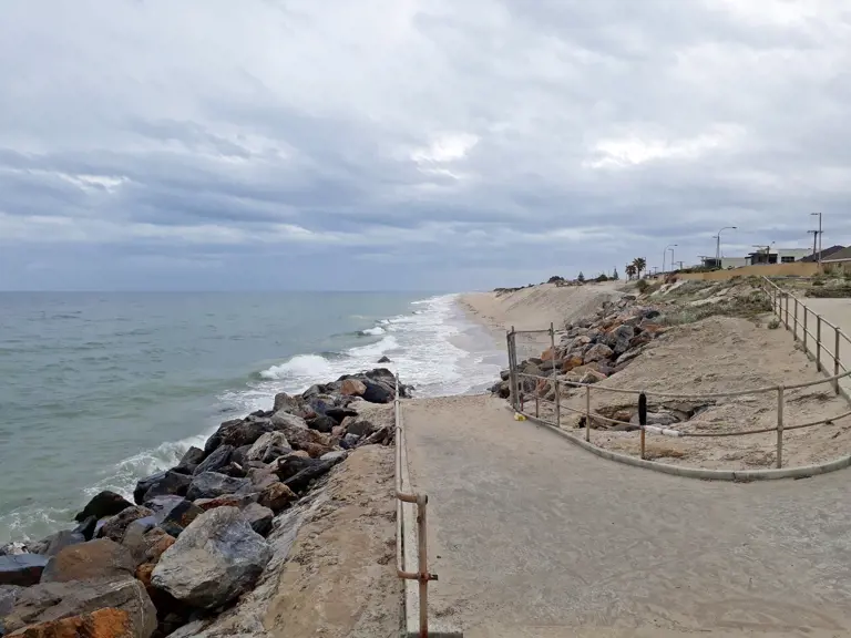  Supporting sand management along Adelaide’s shoreline